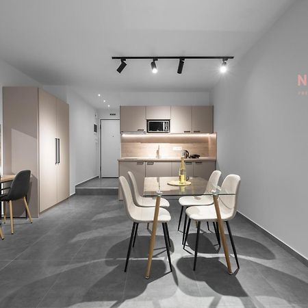 P30, Nilie Hospitality Mgmt Appartement Thessaloniki Buitenkant foto